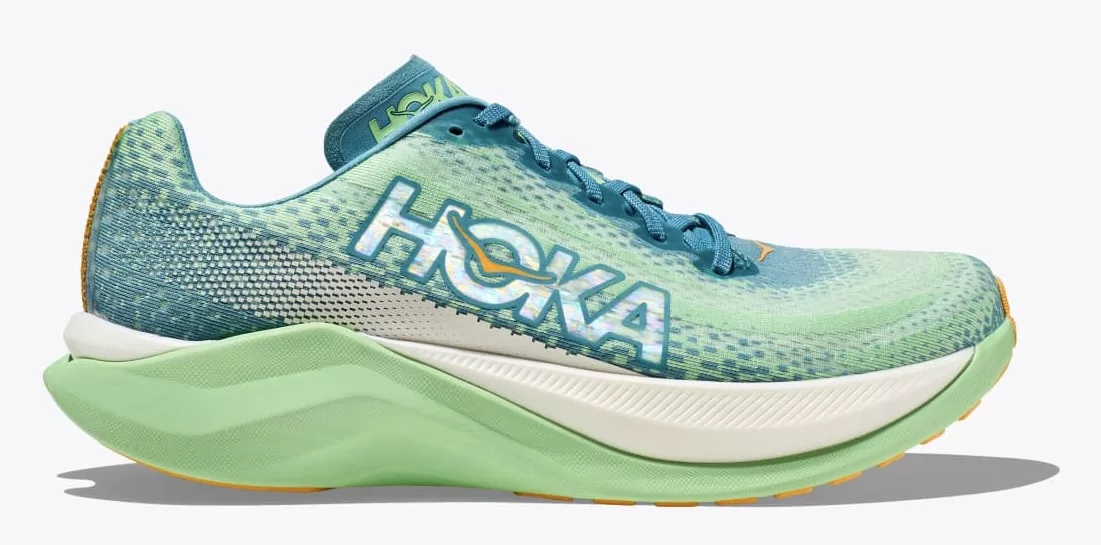 Chaussure de course Hoka bleue et verte