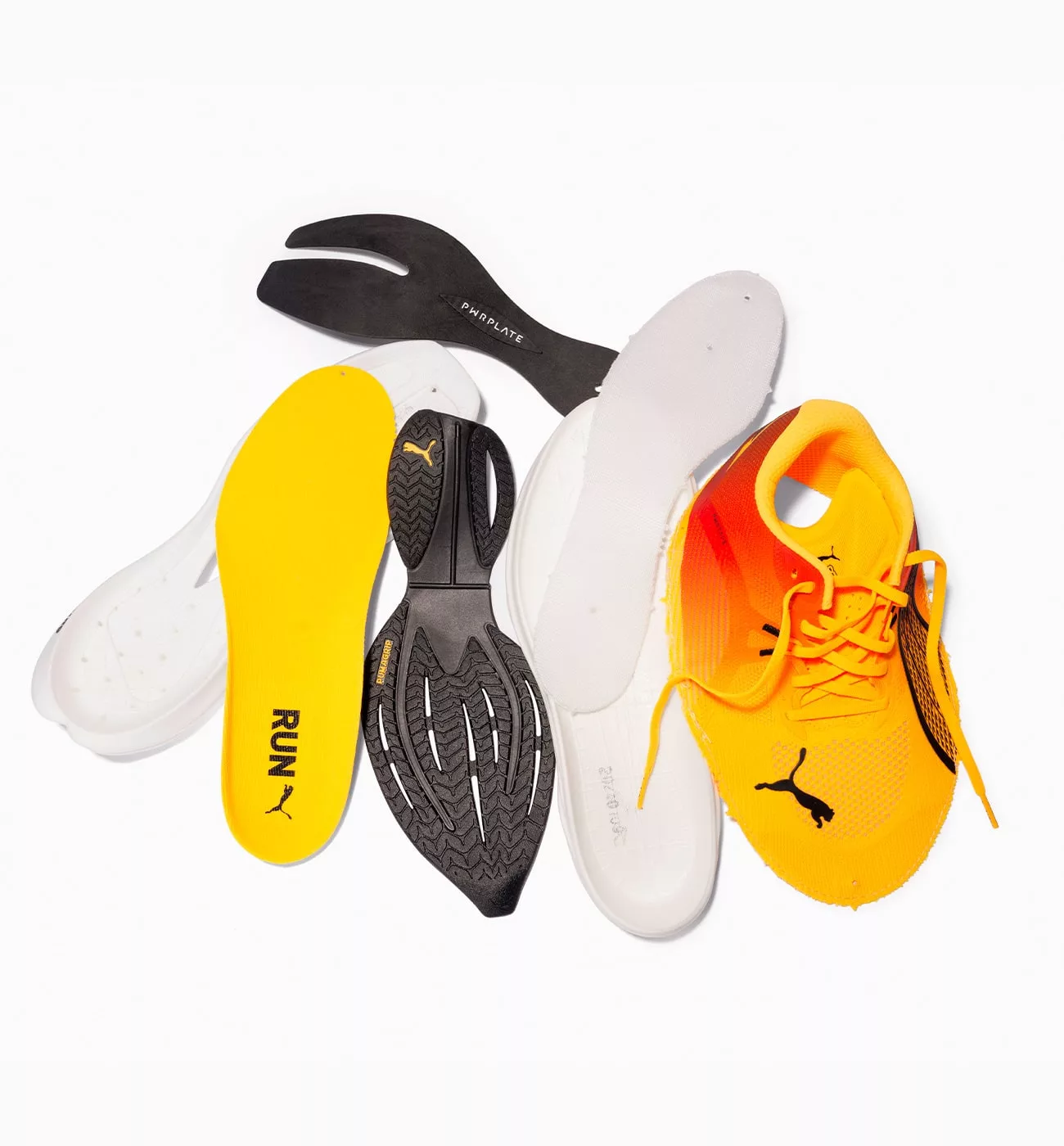 Semelles intérieures et chaussure de sport orange. Deviate NITRO™ 3