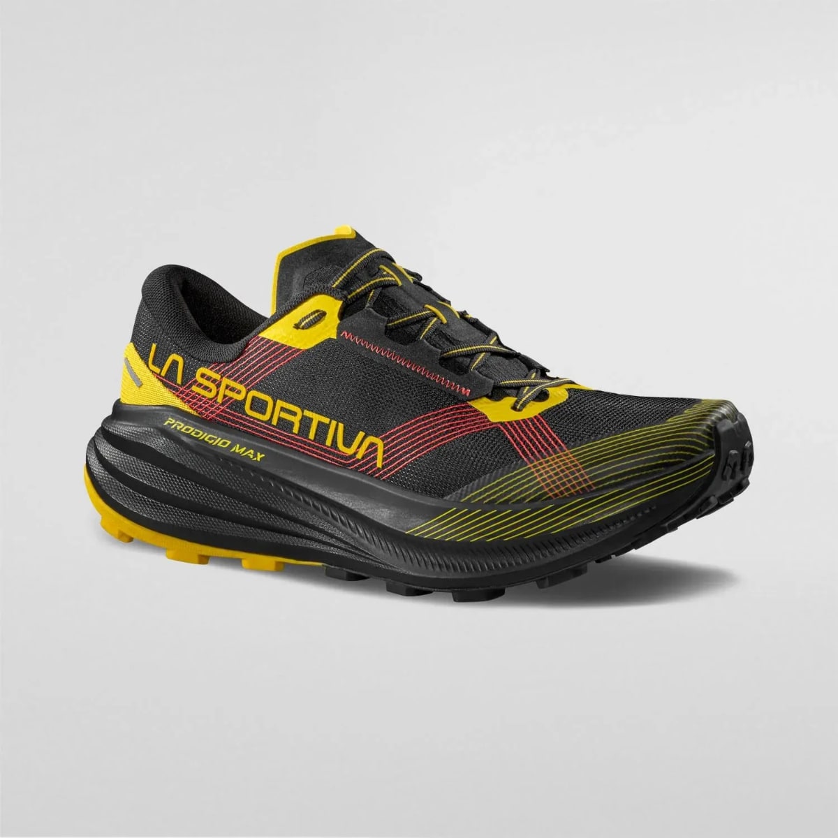Chaussure de trail noire et jaune, La Sportiva.