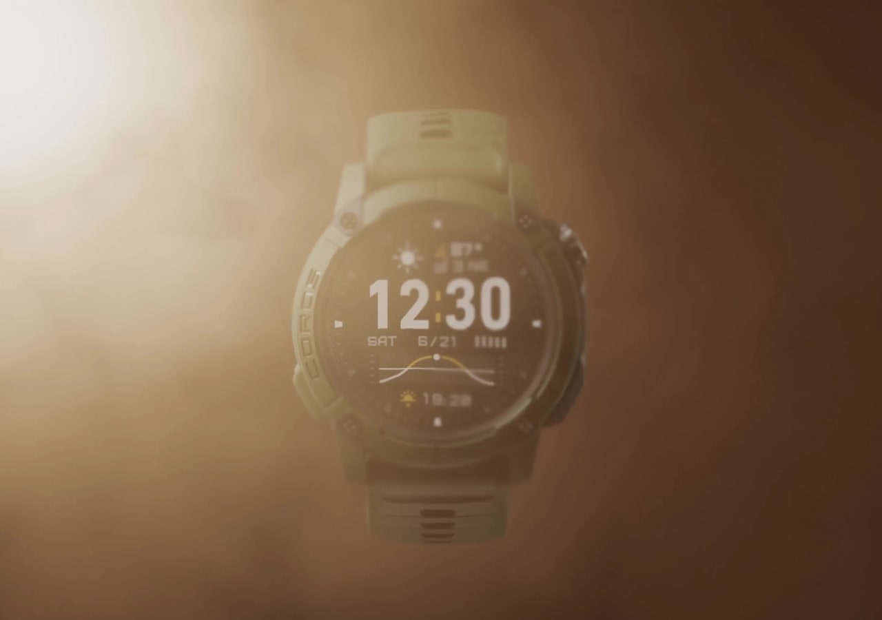 Montre intelligente affichant l'heure et la météo.