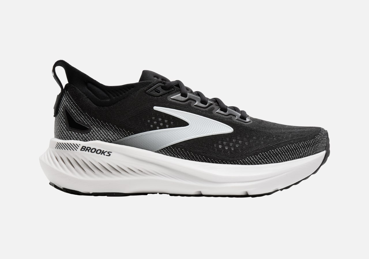brooks glycerin gts 23 Chaussure de course noire avec semelle blanche.