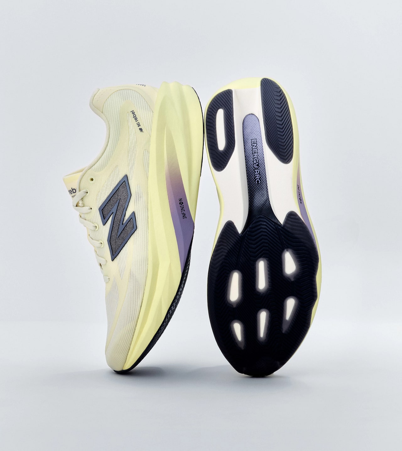 Chaussures running New Balance jaunes, vue semelle