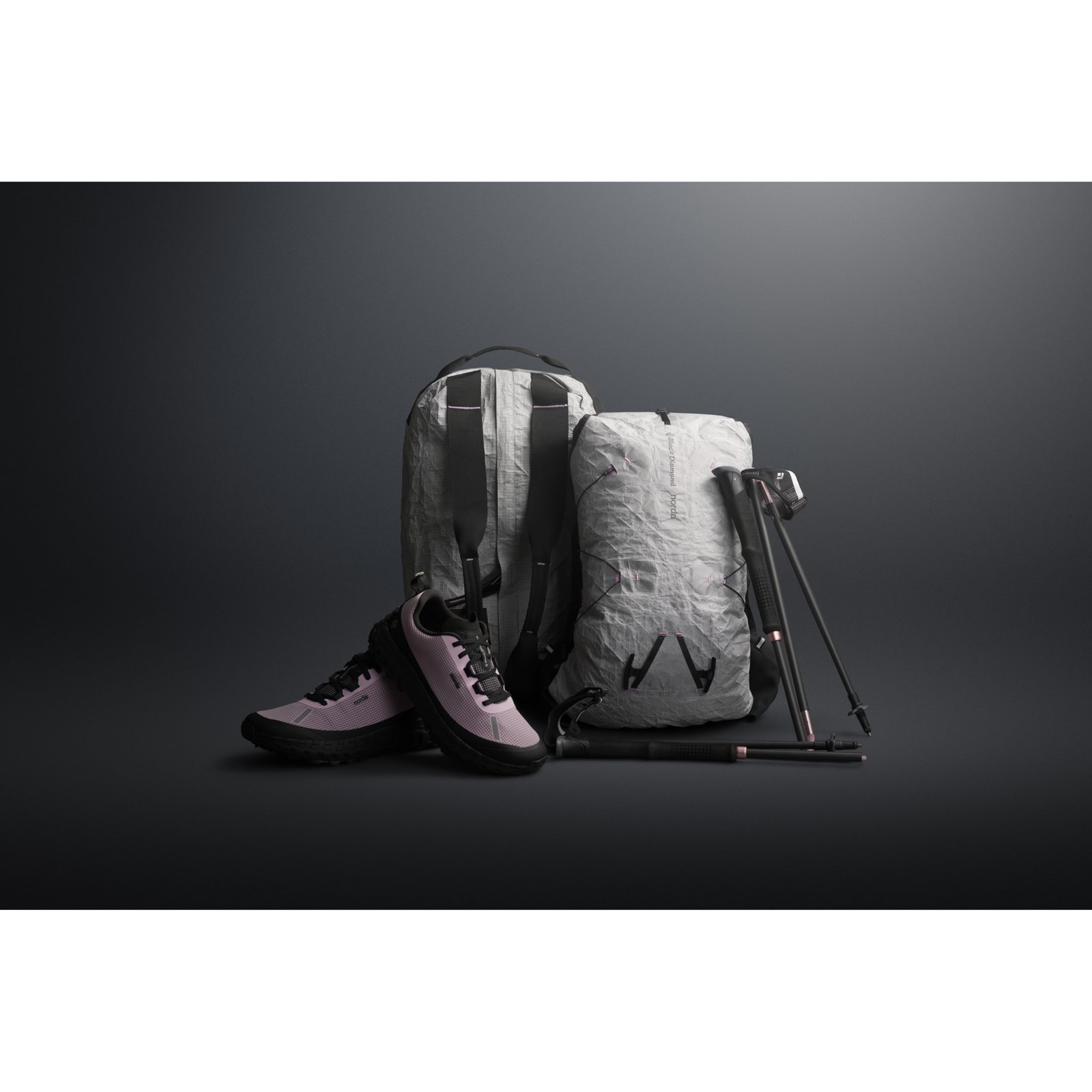 Collection norda x Black Diamond : chaussure 000, sac Distance 15, Mini Mission Duffel et bâtons Distance Carbon Z FKT