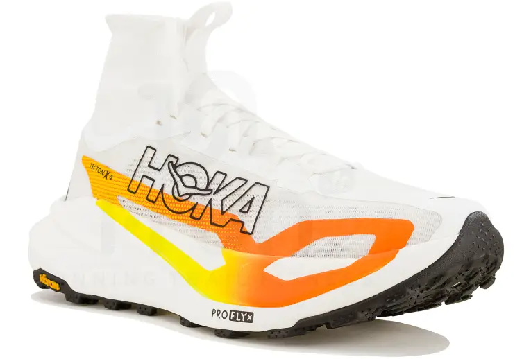 Hoka Tecton X 4